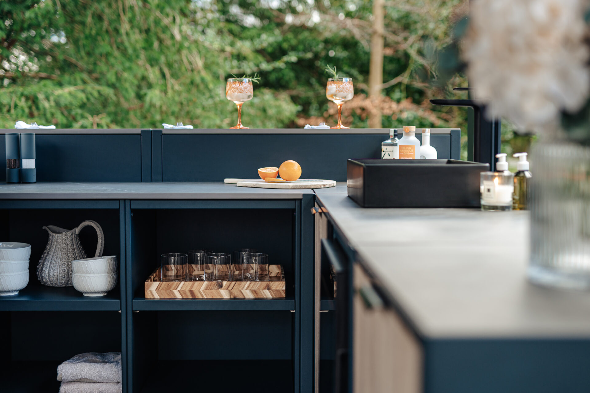 Three Reasons Why You Should Invest in Your Outdoor Garden Set